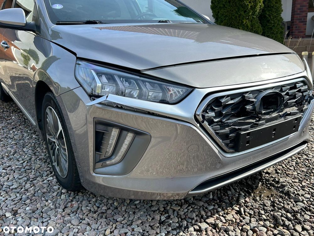 Hyundai IONIQ 1.6 GDI Premium - 31