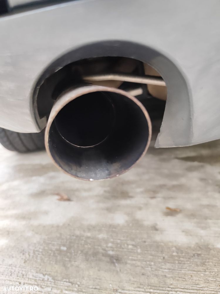 Volkswagen Golf 1.6 TDI DPF Trendline - 20