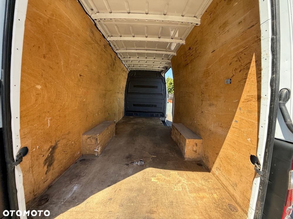 Mercedes-Benz Sprinter - 27