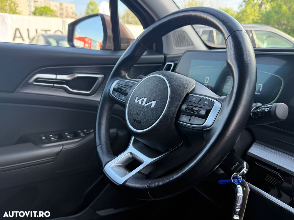 Kia Sportage 1.6 T-GDI MHEV 7DCT HP 4x4 Business Line - 9