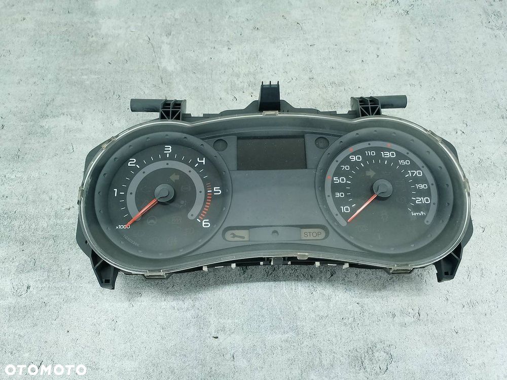 LICZNIK RENAULT CLIO III 8200471238--F 1.5 DCI - 1