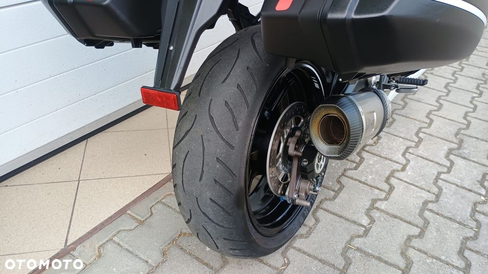 Kawasaki Ninja 1000 SX - 8