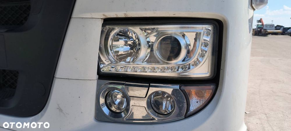 LAMPA LEWA PRZÓD IVECO STRALIS AS440ST/P LNG LED - 1