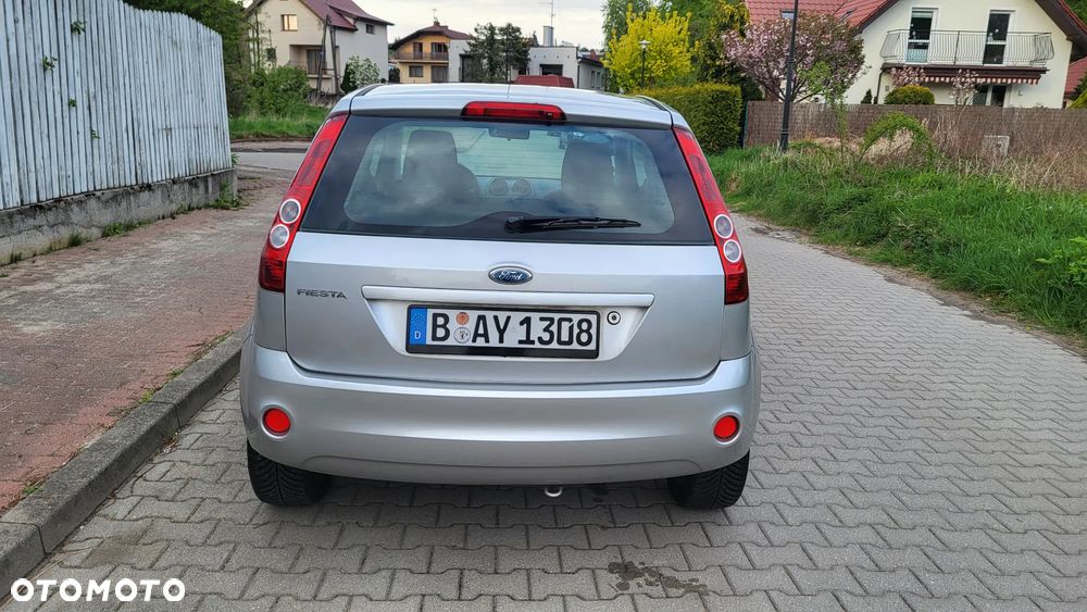 Ford Fiesta - 6