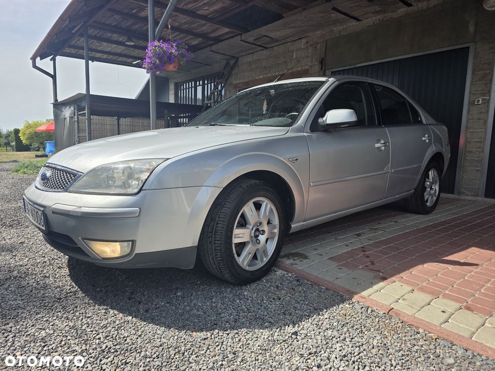 Ford Mondeo - 1