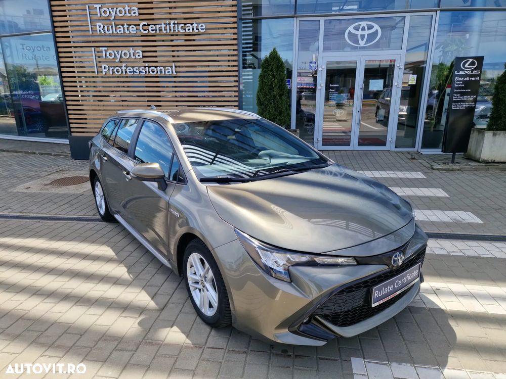 Toyota Corolla 1.8 HSD Business - 2