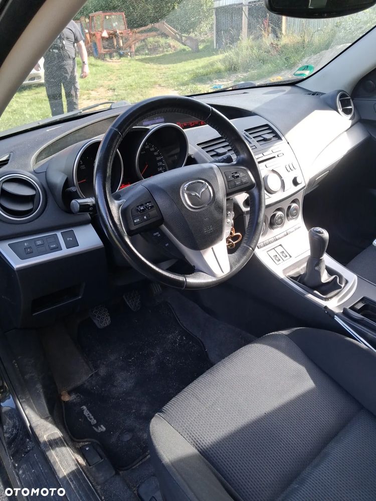 Mazda 3 1.6 CD Exclusive + - 9
