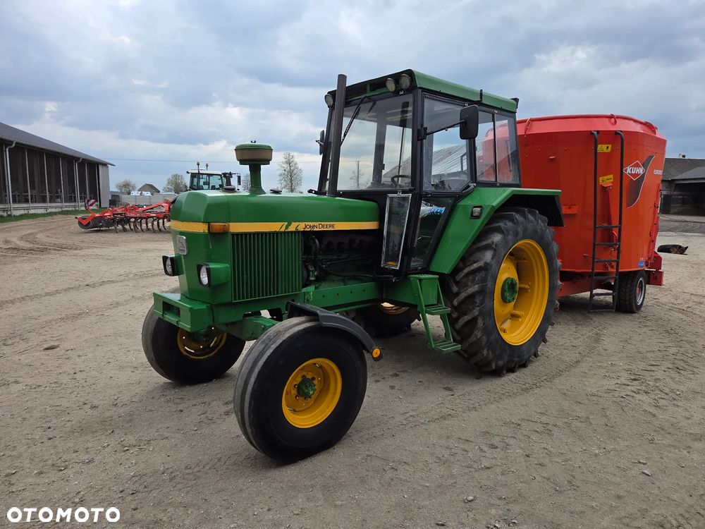 John Deere 3130 - 1