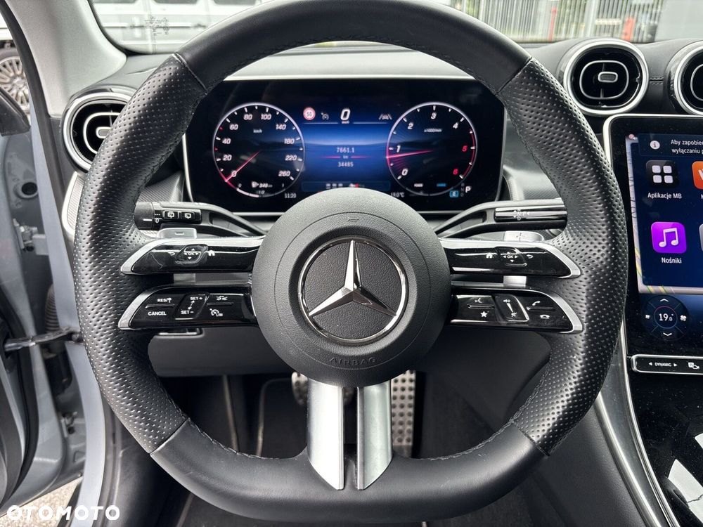 Mercedes-Benz GLC - 12