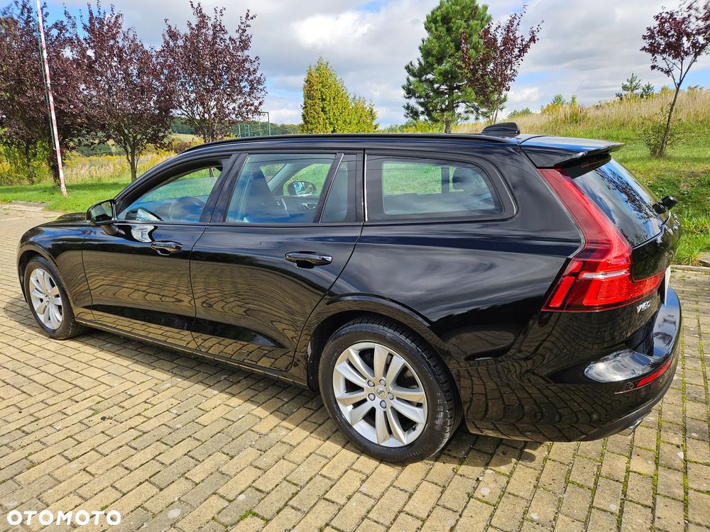 Volvo V60 D4 Momentum Pro - 11