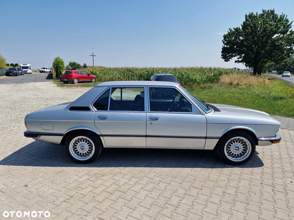 BMW Seria 5 520 - 8