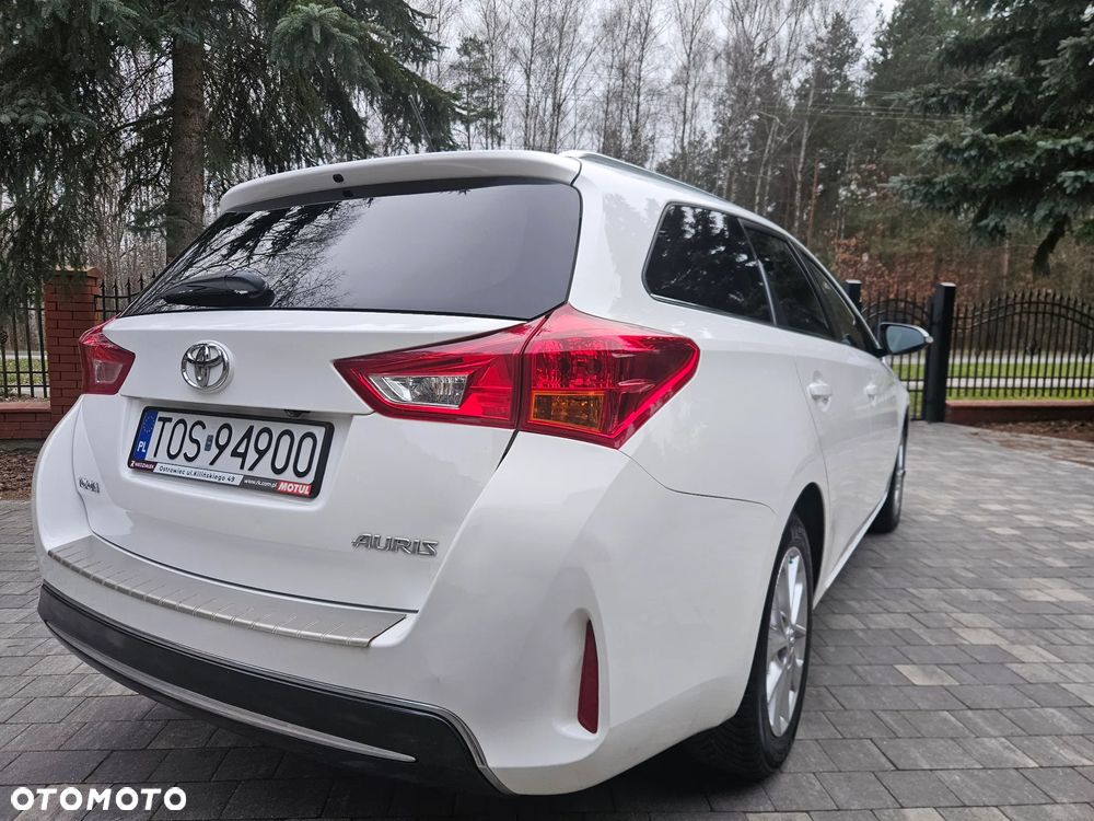 Toyota Auris - 11