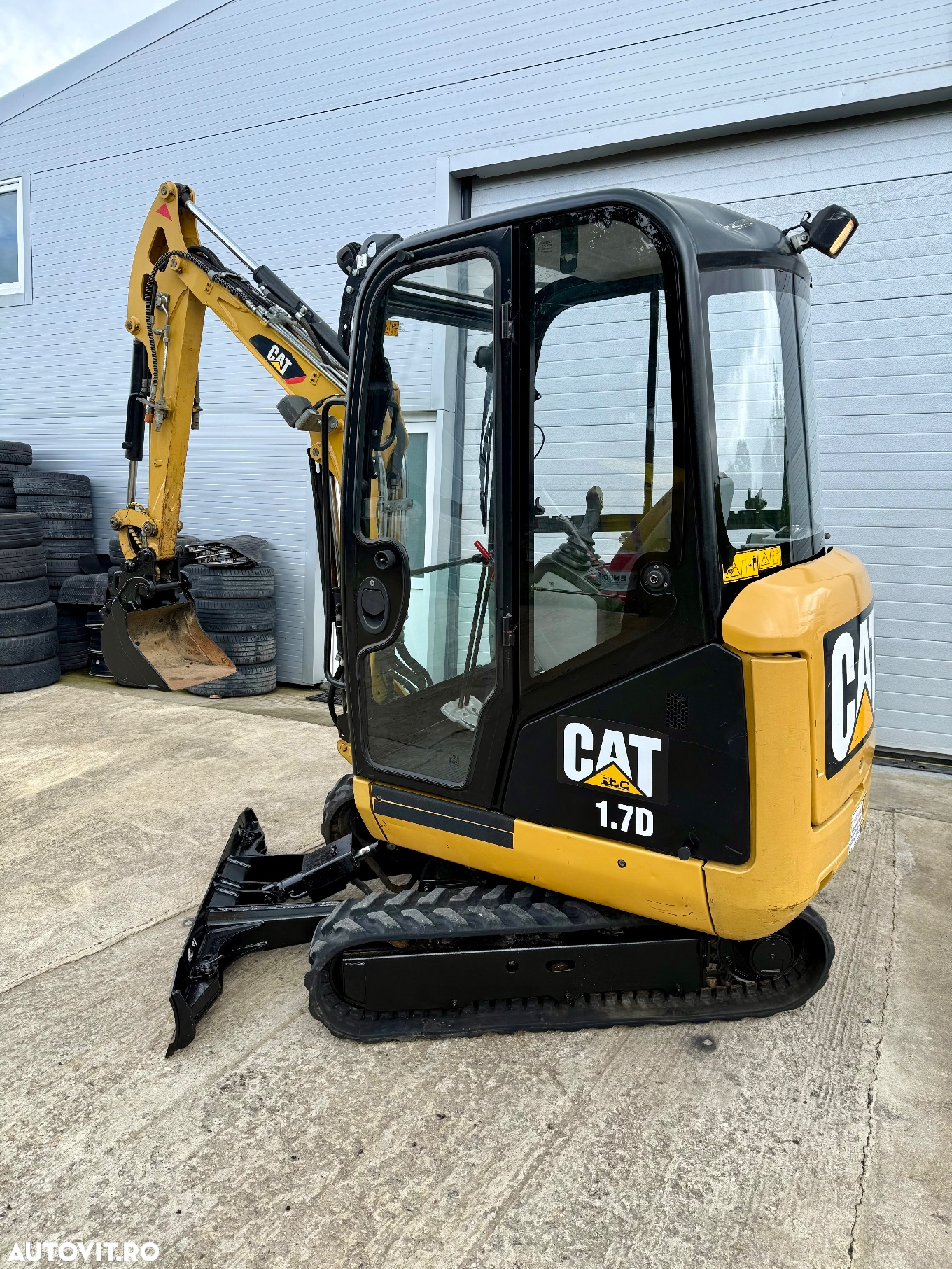 Caterpillar 301.7 D CR - 12