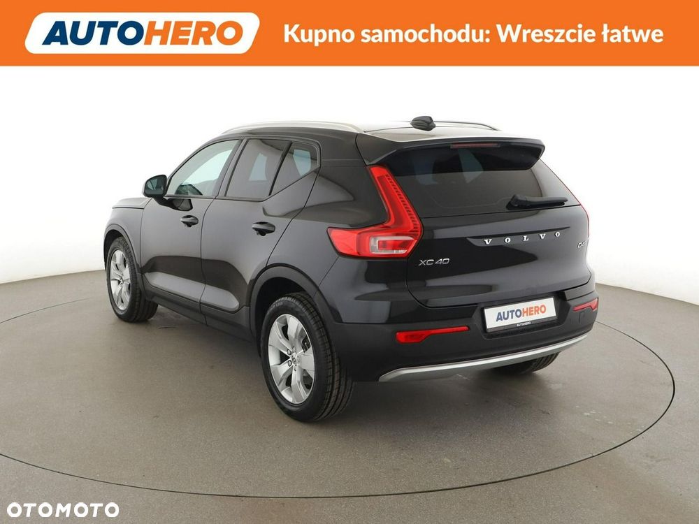 Volvo XC 40 D4 SCR AWD Momentum - 5