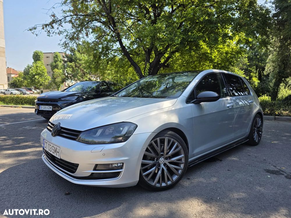 VOLKSWAGEN Golf 2013