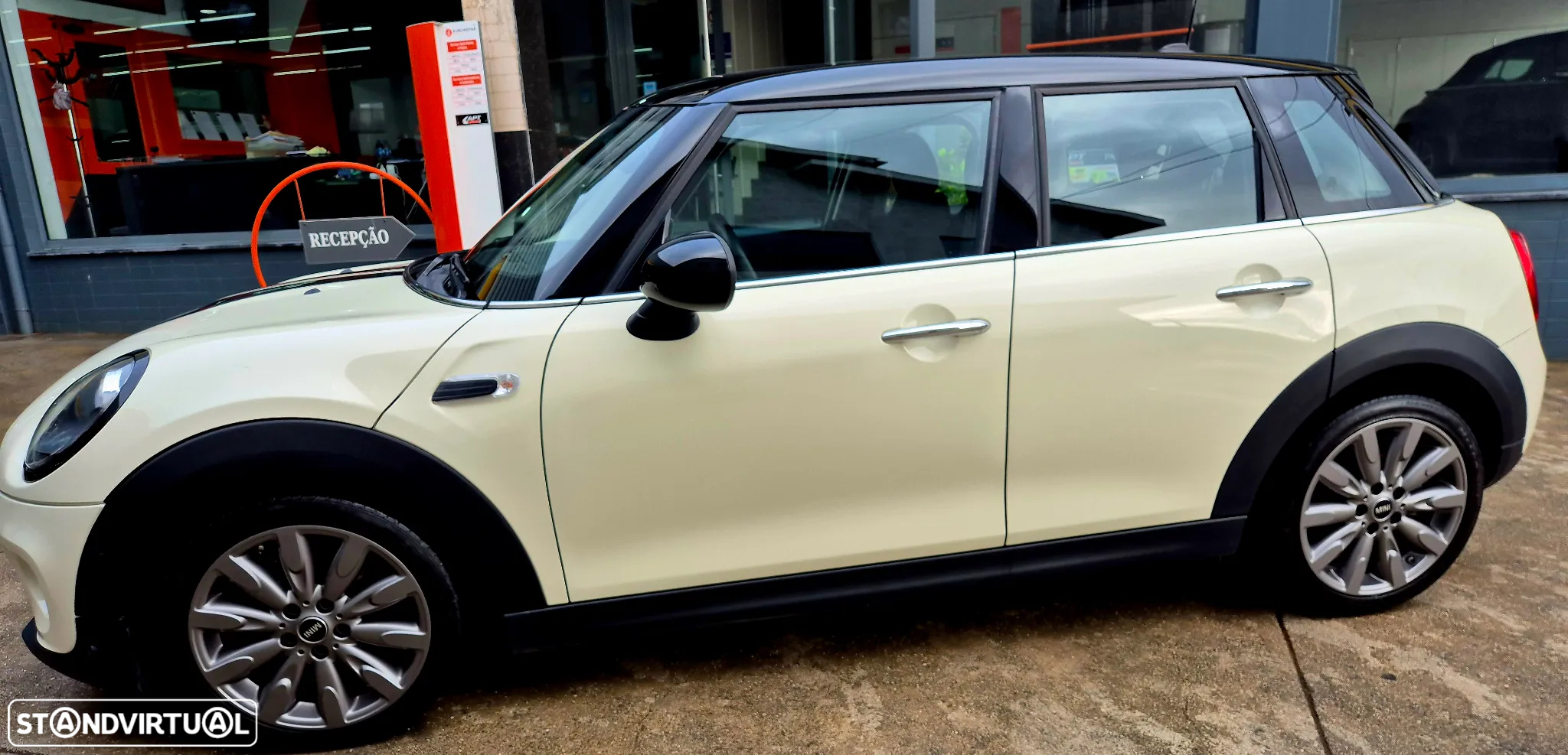 MINI 5 Portas One Auto - 12