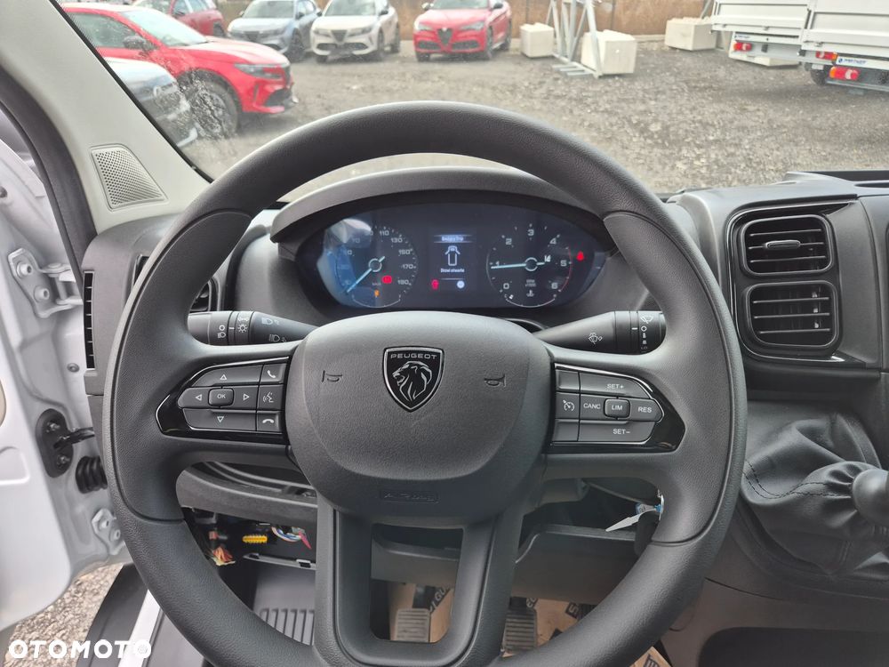 Peugeot Boxer Podwójna Kabina DOKA 7miesjc 2.2 140KM Skrzynia 2.9 x 2.1 + HAK - 18