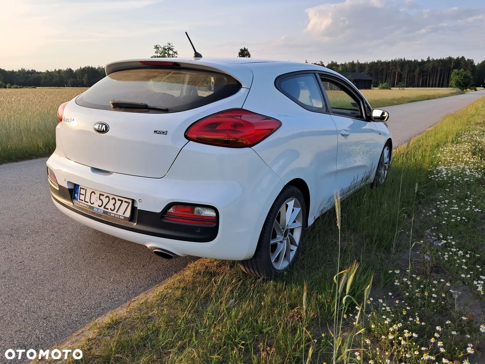 Kia Ceed 1.6 CRDi S - 1