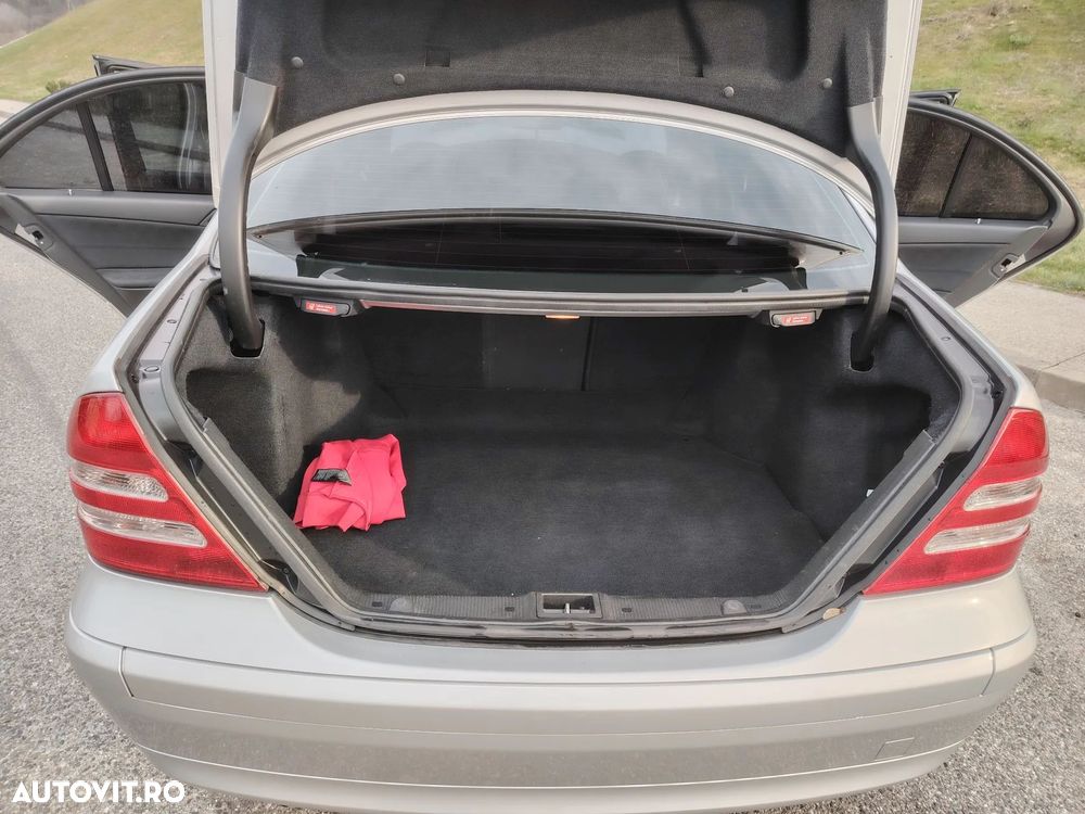 Mercedes-Benz C 200 CDI Classic - 27