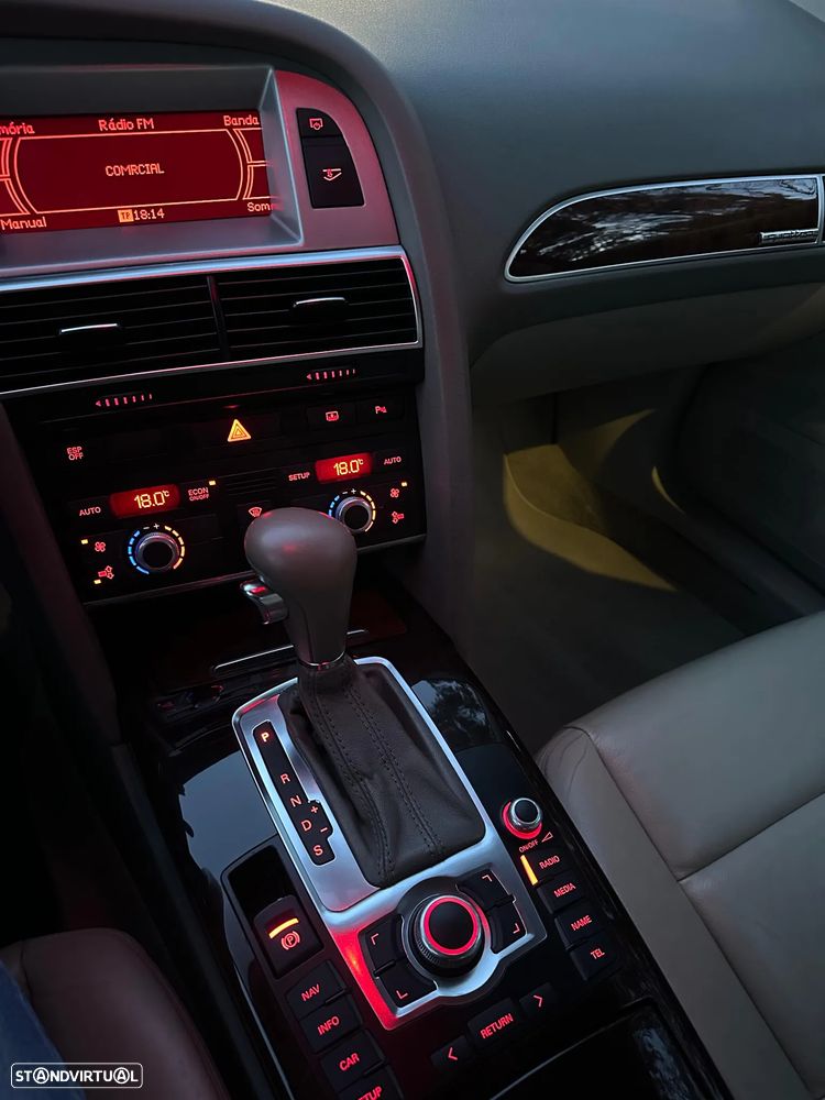 Audi A6 2.0 TDI Multitronic Exclu. - 11