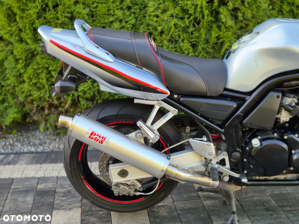 Yamaha FZ6 - 16