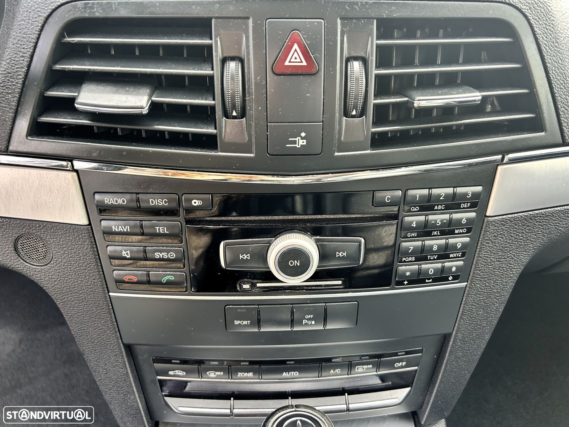 Mercedes-Benz E 250 CDi Avantgarde BlueEfficiency Auto. - 22