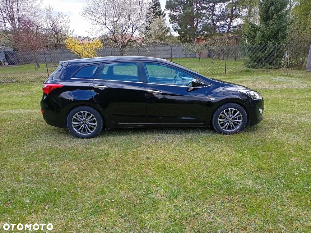 Hyundai i30 1.6 CRDi Comfort - 4