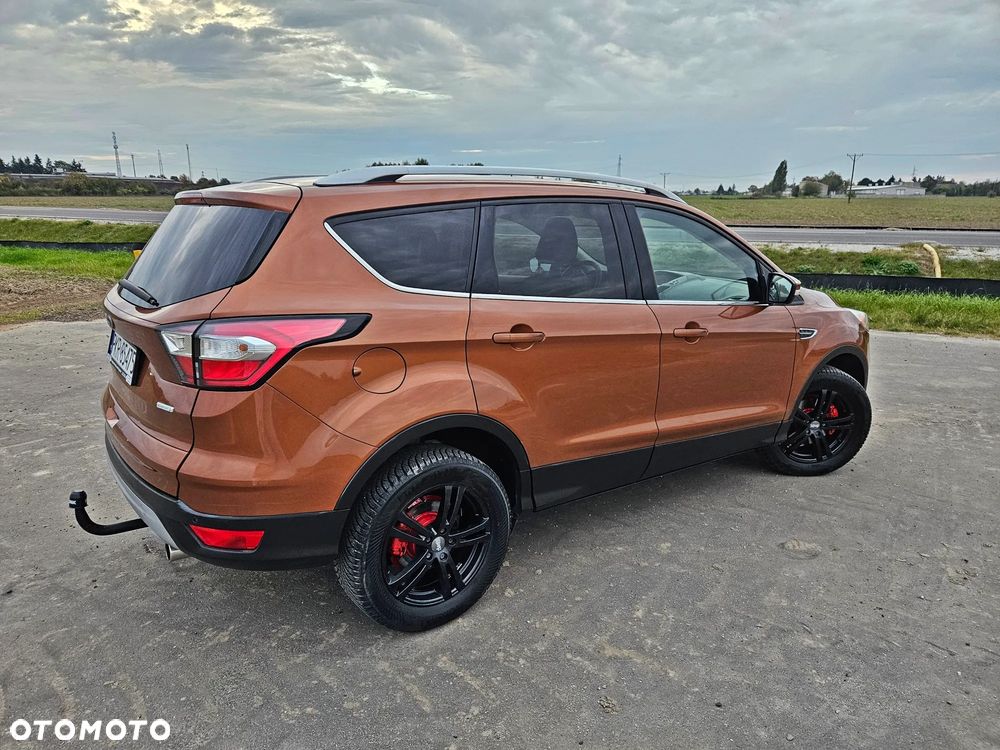 Ford Kuga - 25