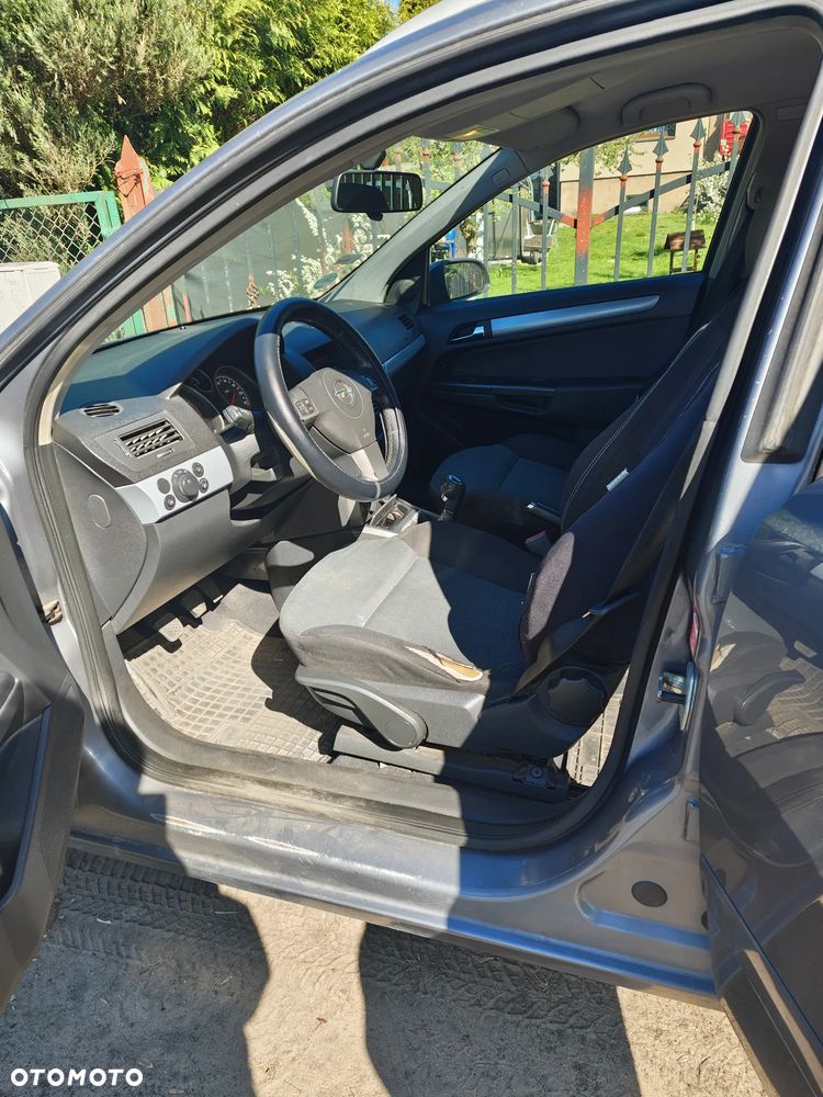 Opel Astra 1.4 - 5