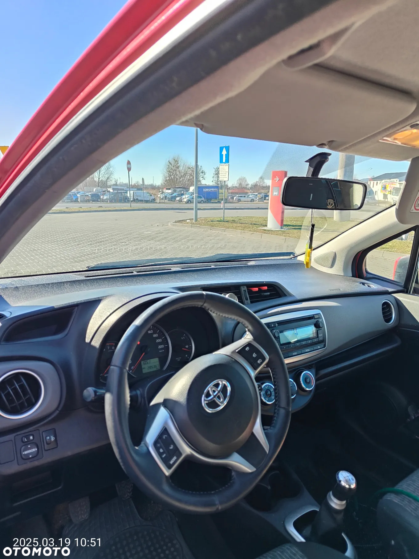 Toyota Yaris - 7