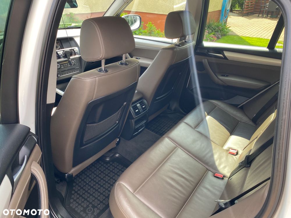 BMW X3 xDrive20d - 11