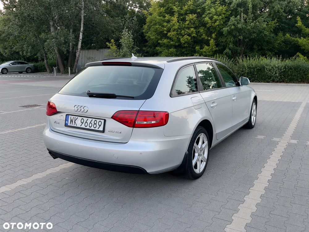 Audi A4 Avant - 8
