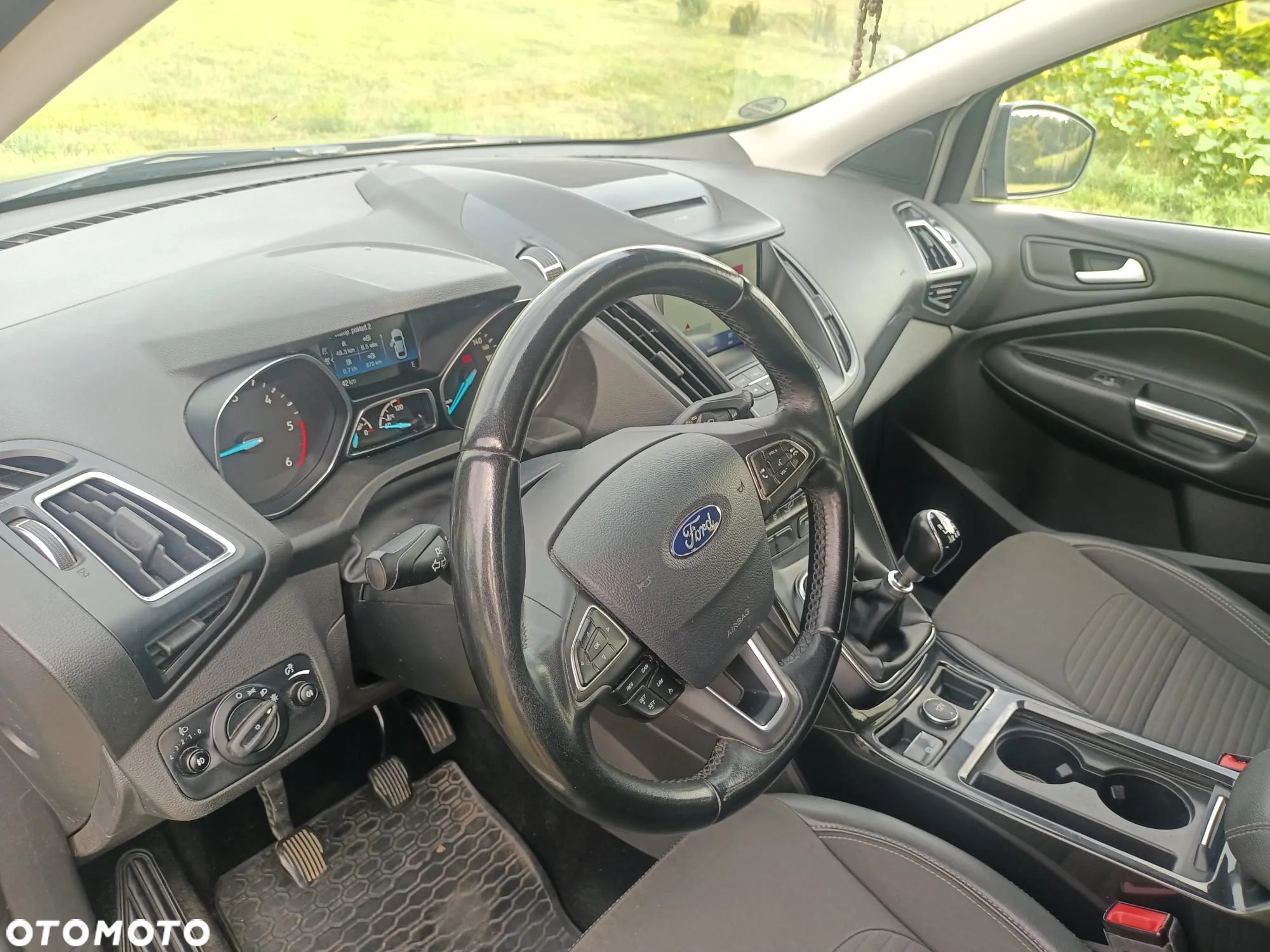 Ford Kuga 2.0 TDCi FWD Titanium - 4