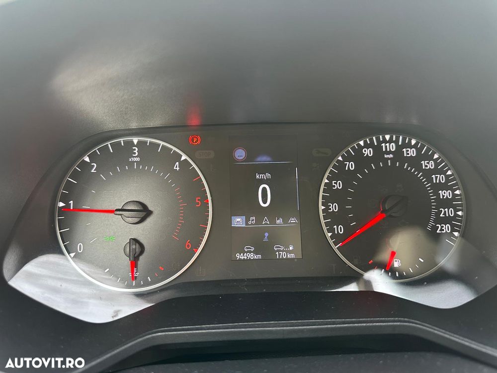 Renault Clio BLUE dCi 100 BUSINESS EDITION - 18