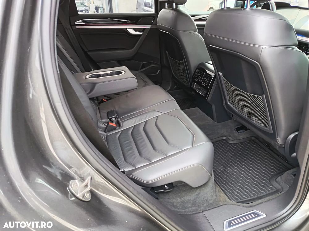 VOLKSWAGEN Touareg 2020 — imagine 37