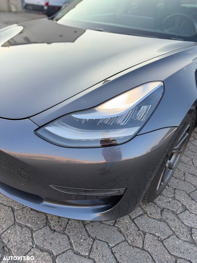 Tesla Model 3 Langstreckenbatterie Allradantrieb Dual Motor - 12