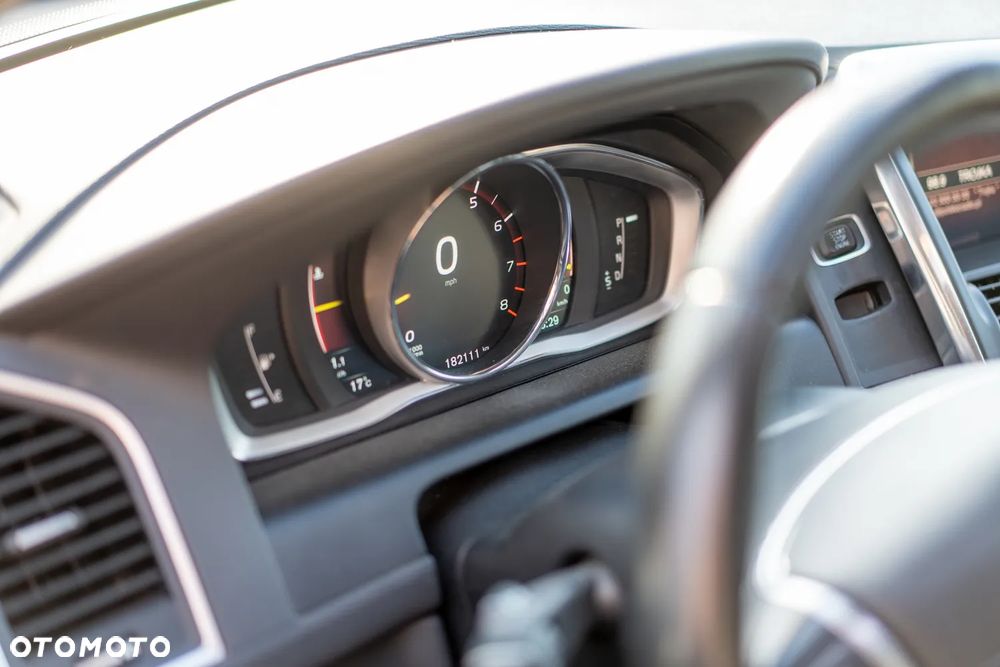 Volvo XC 60 T6 AWD Inscription - 15