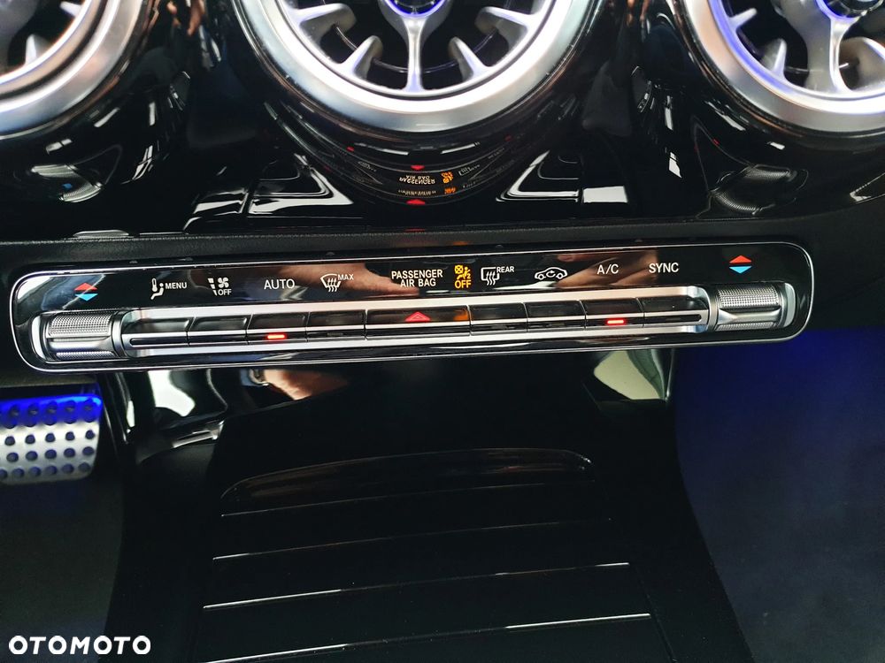 Mercedes-Benz CLA 200 AMG Line 7G-DCT - 29