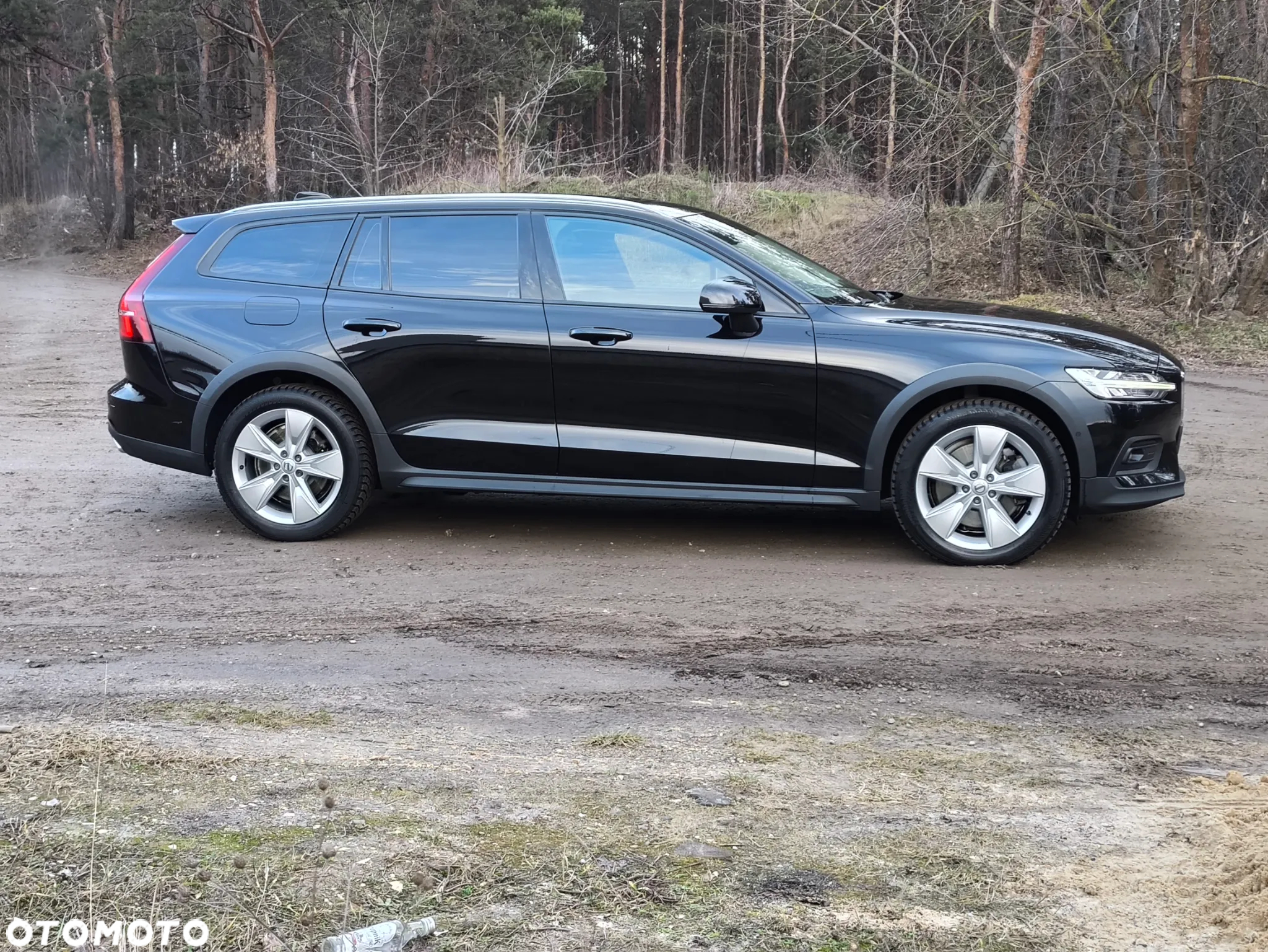 Volvo V60 Cross Country - 5