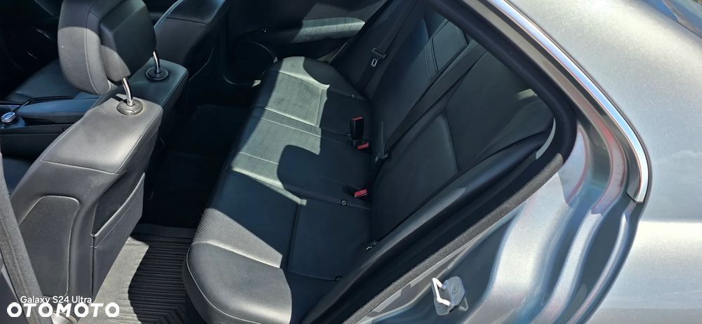 Mercedes-Benz Klasa C 200 CDI BlueEff Elegance - 33