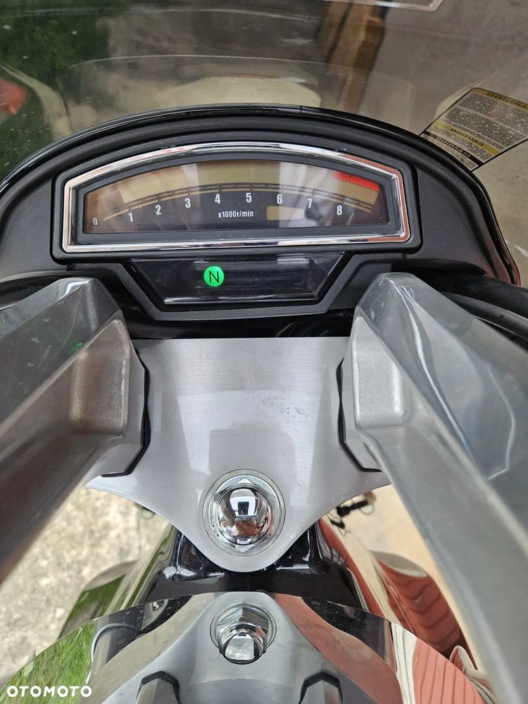 Suzuki Boulevard - 15