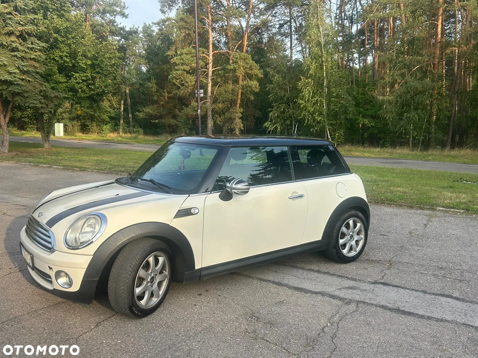 MINI Cooper Standard - 2