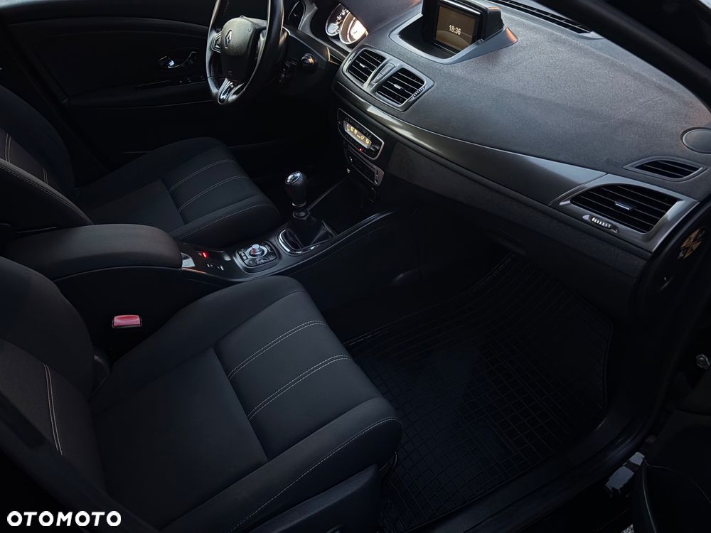 Renault Megane 1.6 16V 110 Paris Business - 20
