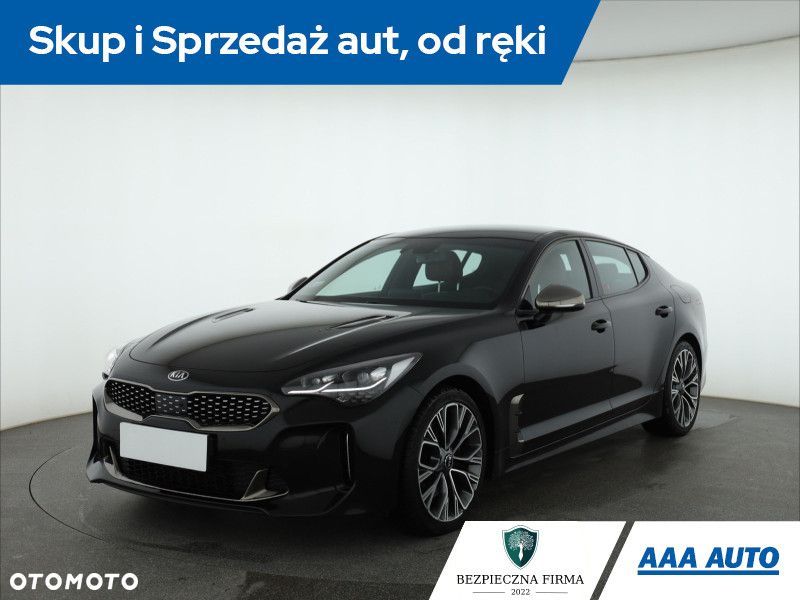 Kia Stinger - 3