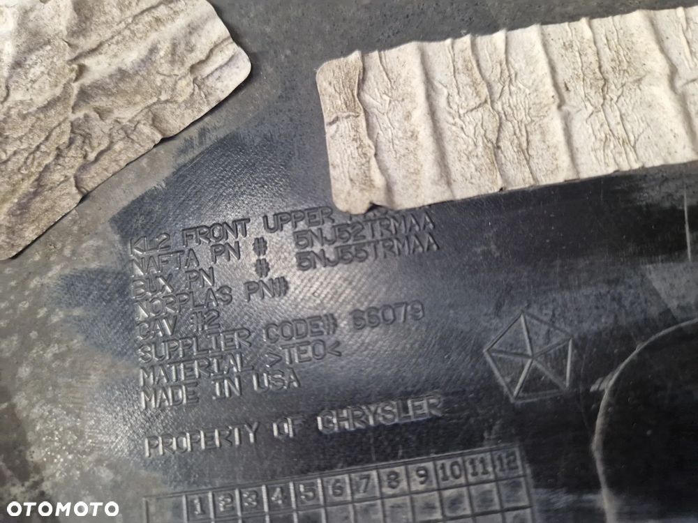 Zderzak przód przedni Jeep Cherokee KL - 9