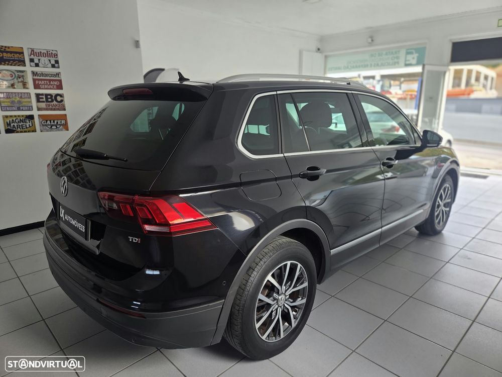 VW Tiguan 1.6 TDI Confortline - 8