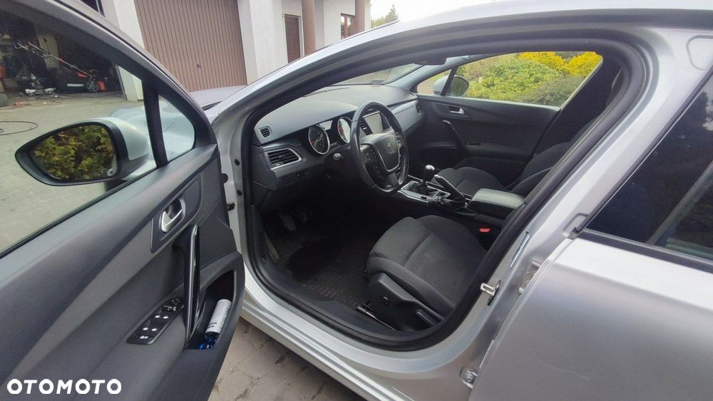 Peugeot 508 1.6 e-THP Allure S&S - 10