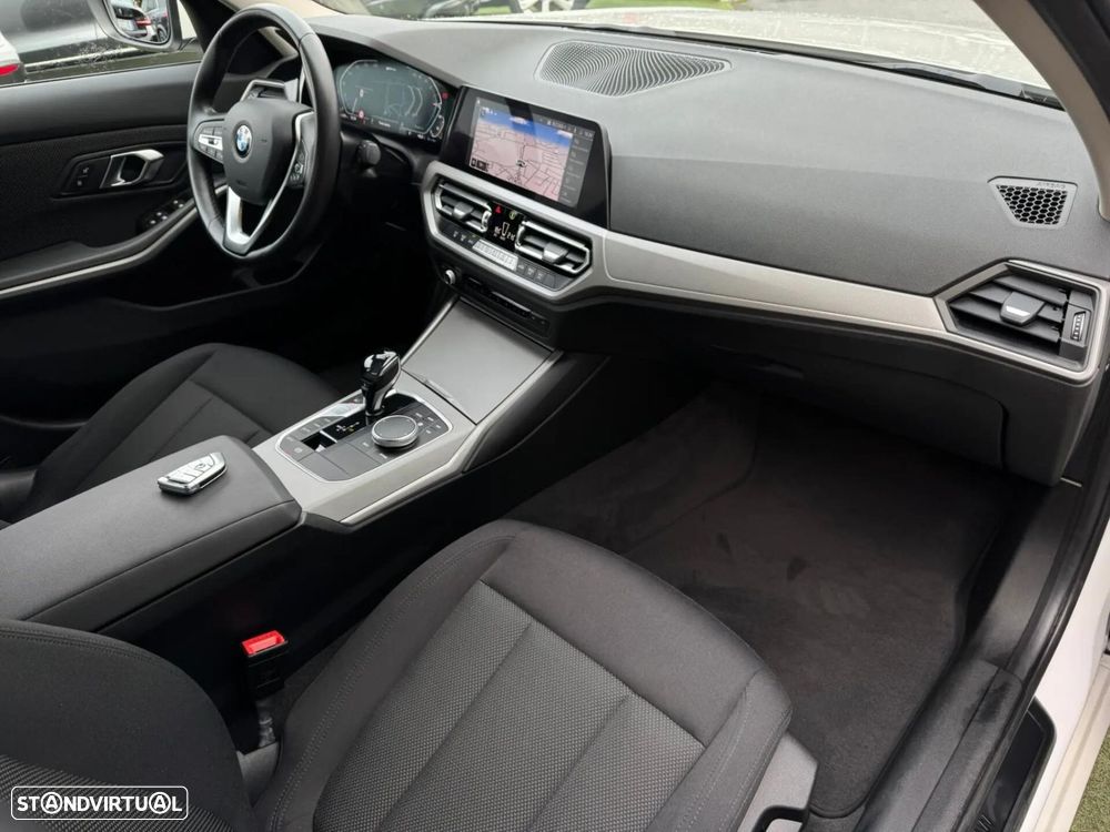 BMW 330 e Corporate Edition Auto - 16