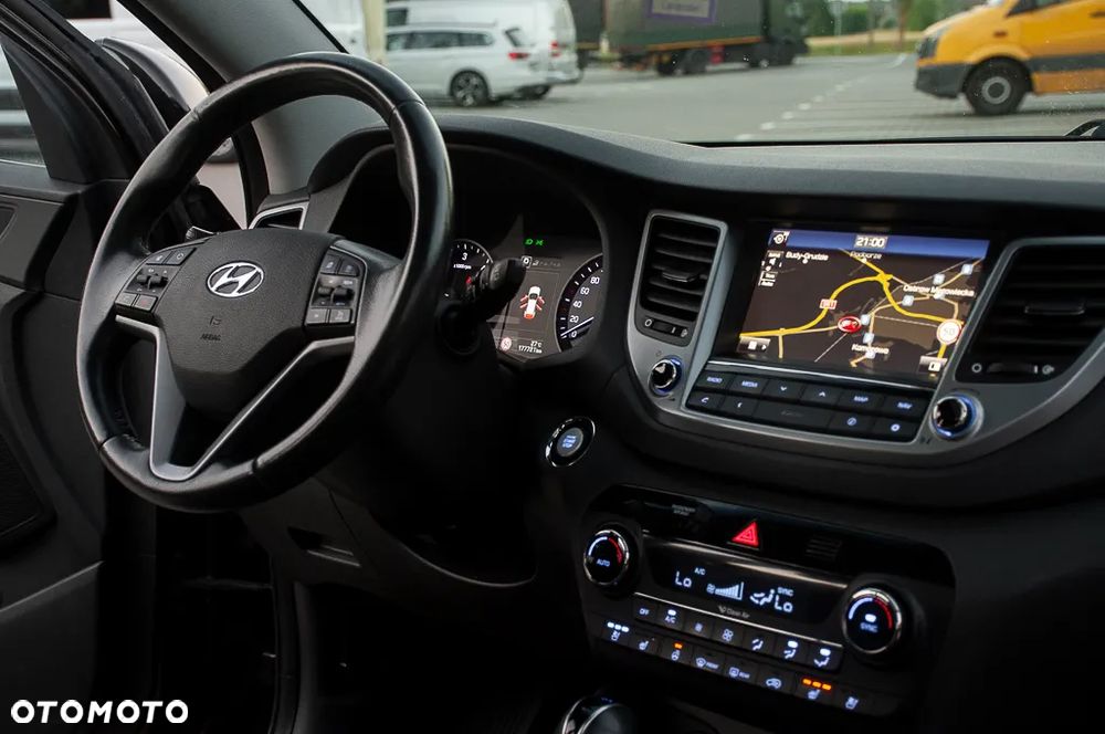 Hyundai Tucson 2.0 CRDI 4WD Automatik Premium - 15