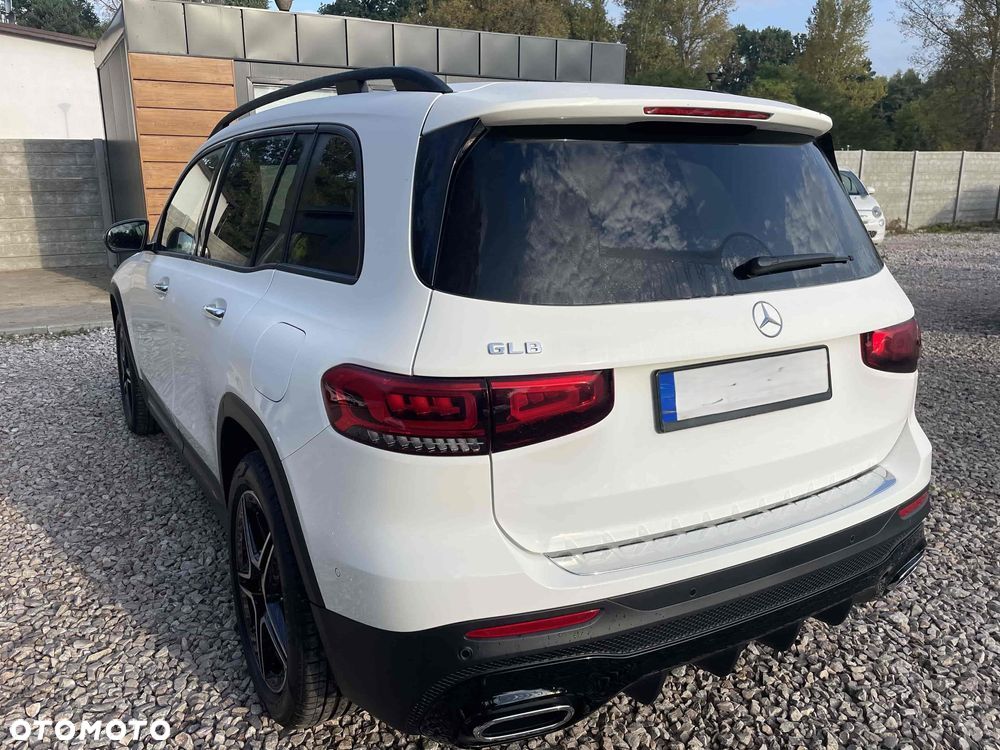 Mercedes-Benz GLB 200 mHEV AMG Line 7G-DCT - 4